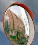 фото Сферические дорожные зеркала с козырьком Д600