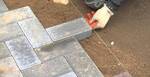 фото Укладка тротуарной плитки на дорожки в Подмосковье
