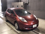 фото Электромобиль хэтчбек Nissan Leaf кузов AZE0 модификация S гв 2013