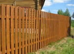 фото Забор из штактеника - деревянный