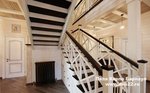 фото Лестница для дома в стиле фахверк